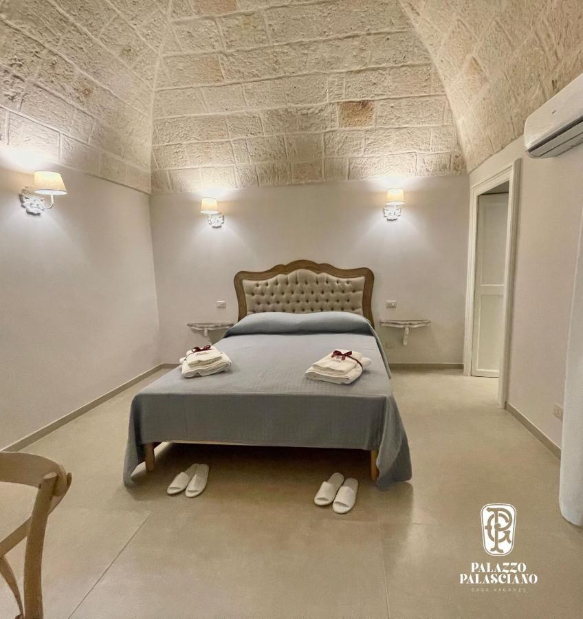 Palazzo Palasciano Monopoli Bagian luar foto