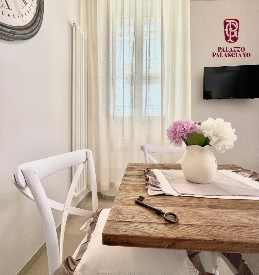 Palazzo Palasciano Monopoli Bagian luar foto
